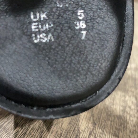 Faux Leather Buckle Ankle Gladiator Chunky Platform Caged Sandal - Picture 10 of 10